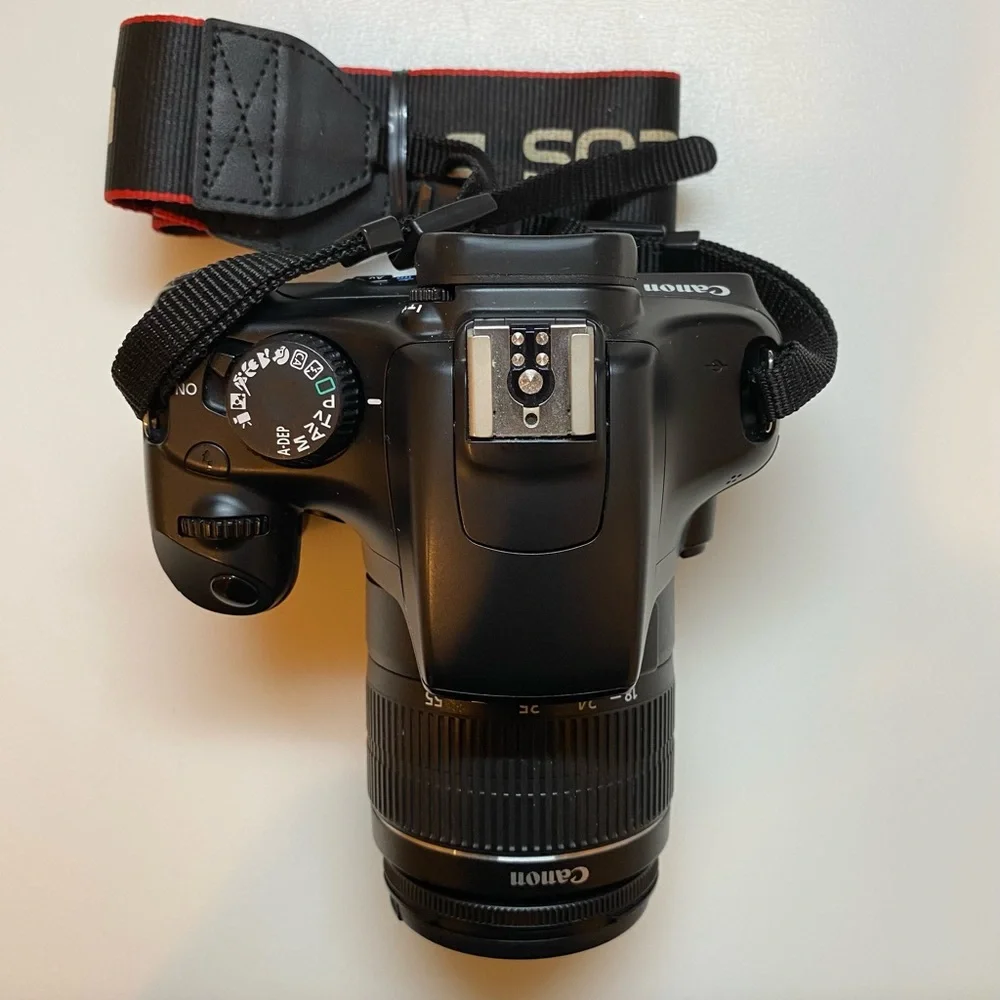 Canon EOS 1100D